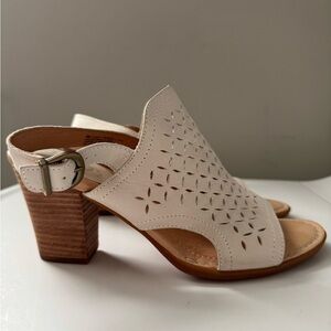 Born Cream Perforated Design Sling Back Wooden Heel Sandals Size 9